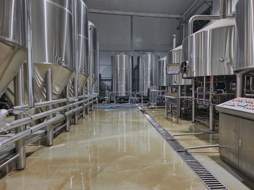 maintaining brewery floor drains，choose brewery equipment